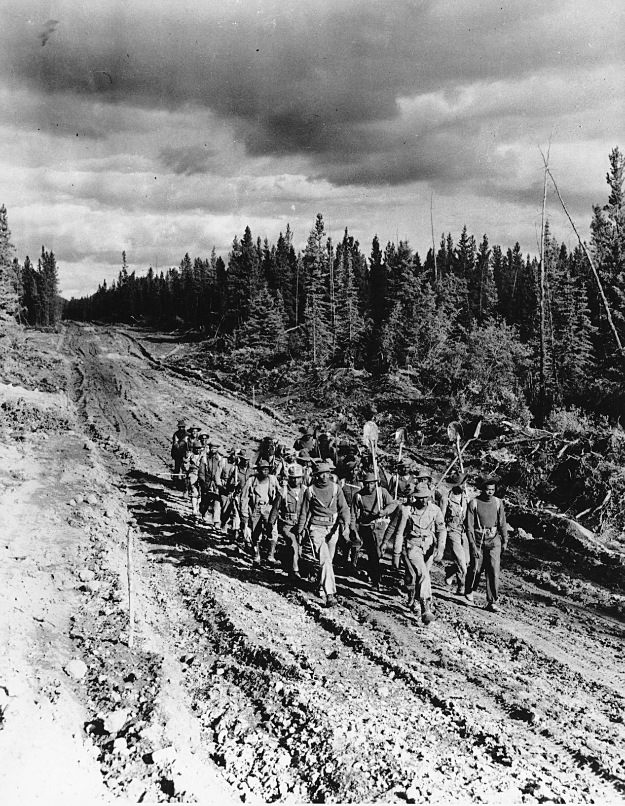 1942: ALASKA HIGHWAY